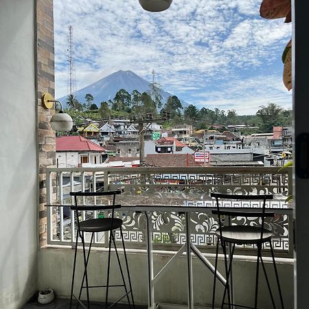 Java Hostel Tumpak Sewu Sidomukti Ngoại thất bức ảnh
